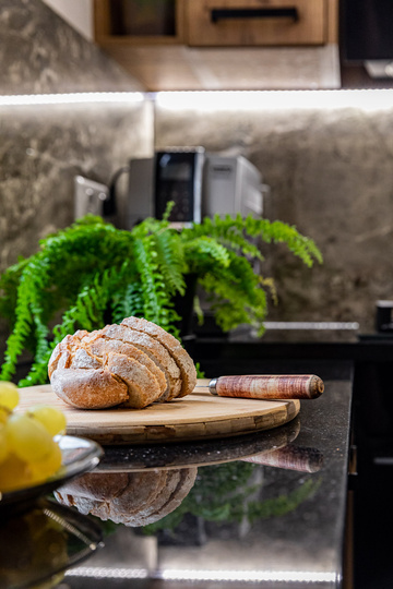 Michał Rohde, profesjonalne zdjęcie wnętrza mieszkania. Pośrednictwo w obrocie nieruchomościami, profesjonalna fotografia wnętrz, architektury, mieszkań, domów. Biuro Pośrednictwa Nieruchomościami Ale Dom Iława, Olsztyn, Ostróda, Elbląg, Susz, Lubawa