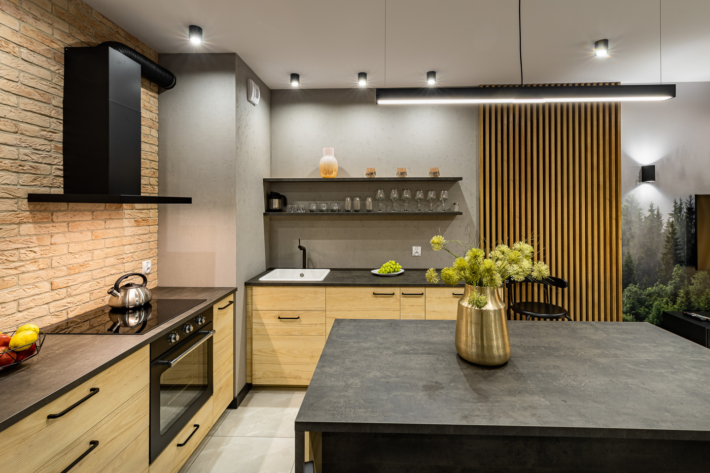 Biuro Nieruchomości ALE DOM w Iławie. Sprzedaj lub kup z nami nieruchomość w Iławie, Olsztynie, Ostródzie, Lubawie, Miłomłynie, Elblągu, Suszu, Kisielicach. Profesjonalne pośrednictwo w obrocie nieruchomościami Michał Rohde. Fotografia wnętrz.