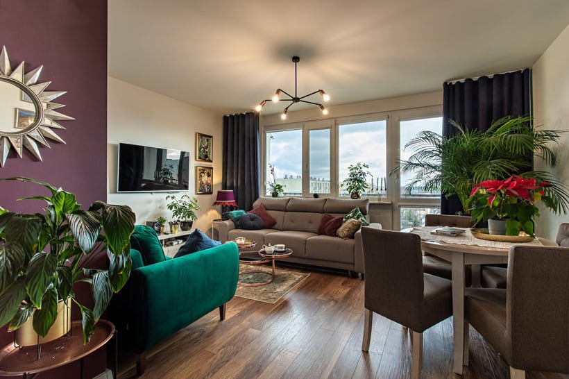 Biuro Nieruchomości ALE DOM w Iławie. Sprzedaj lub kup z nami nieruchomość w Iławie, Olsztynie, Ostródzie, Lubawie, Miłomłynie, Elblągu, Suszu, Kisielicach. Profesjonalne pośrednictwo w obrocie nieruchomościami Michał Rohde. Fotografia wnętrz.